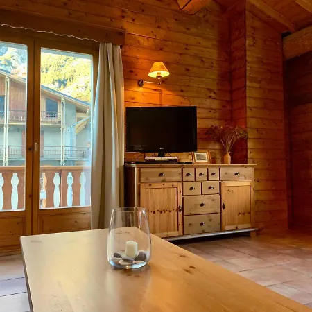 Spacious Apartment Val Cenis Lanslevillard *